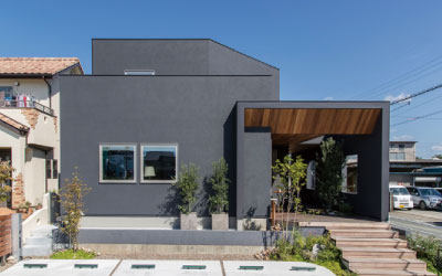R+House